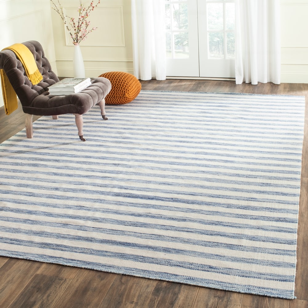SAFAVIEH Dhurries Aiva Hand-knotted Stripe Area Rug