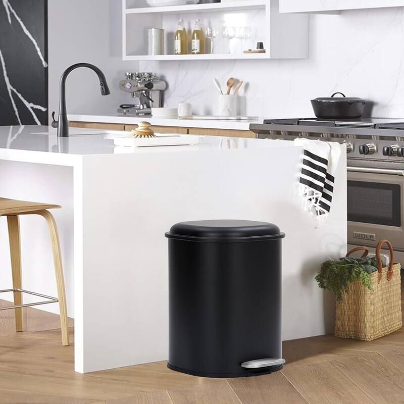8 Gallon / 30L Step Stainless Steel Trash Can, Ideal for Bathroom, Kitchen, Office, and Bedroom - Black