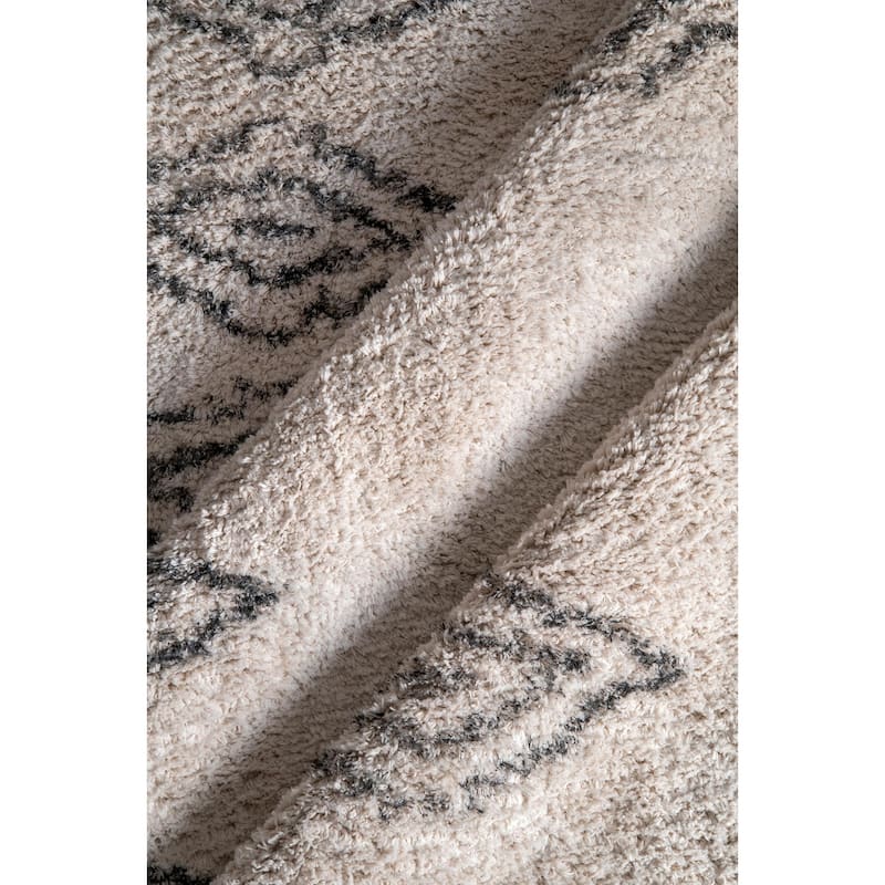 Nuloom Boho Natural Plush Fuzzy Tribal Shag Rug