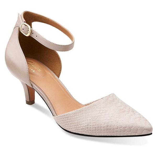 clarks pointed toe pumps