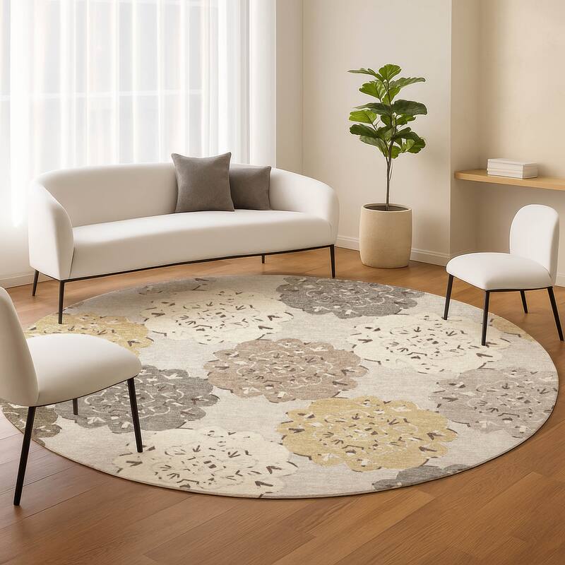 Machine Washable Indoor/ Outdoor Global Motif Chantille Rug