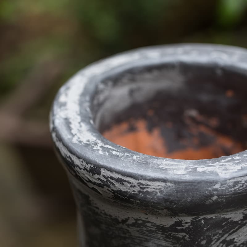 Gray Outdoor Clay Chiminea Outdoor Fireplace Stoney Scribbled Design Charcoal Burning Fire Pit with Sturdy Metal Stand, Barbecue