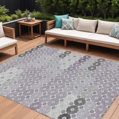 HomeRoots Floral Modern Rectangle Outdoor Rug