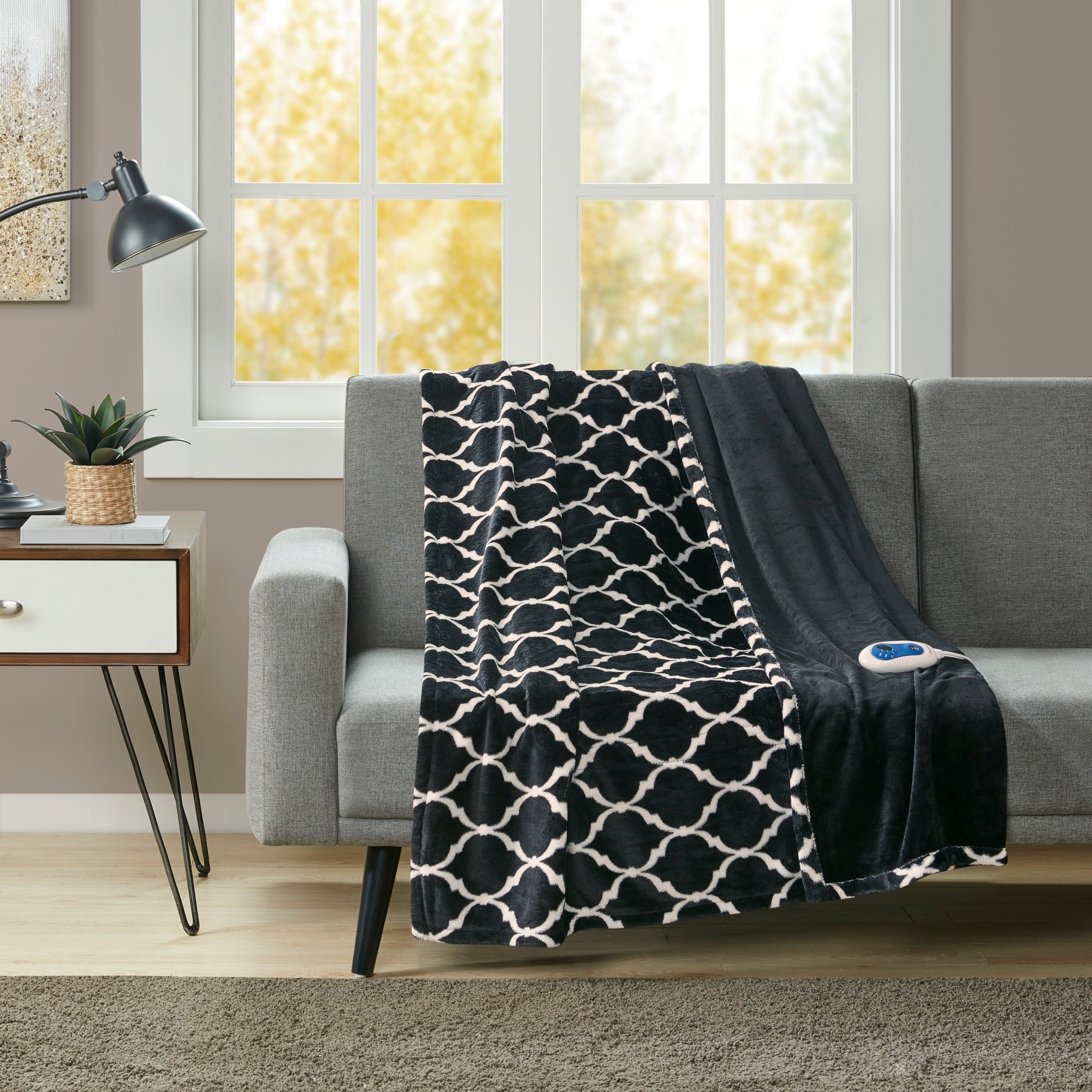 Beautyrest Oversized Heated Ogee Throw