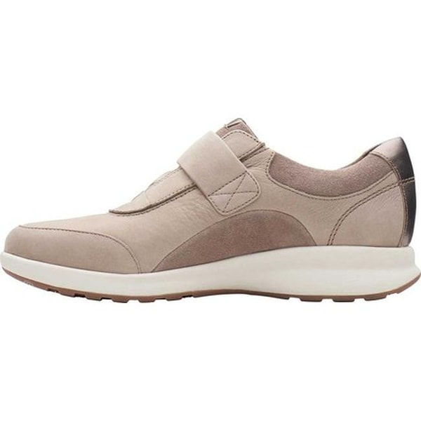 CLARKS Womens Un Adorn Lo