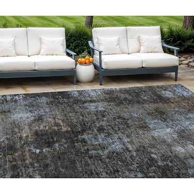HomeRoots Abstract Transitional Rectangle Outdoor Rug
