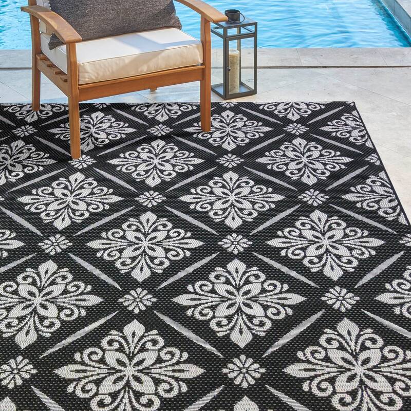 Gertmenian Grace Premium Multi-Size Multi-Colored Flatweave Indoor/ Outdoor Area Rug Collection