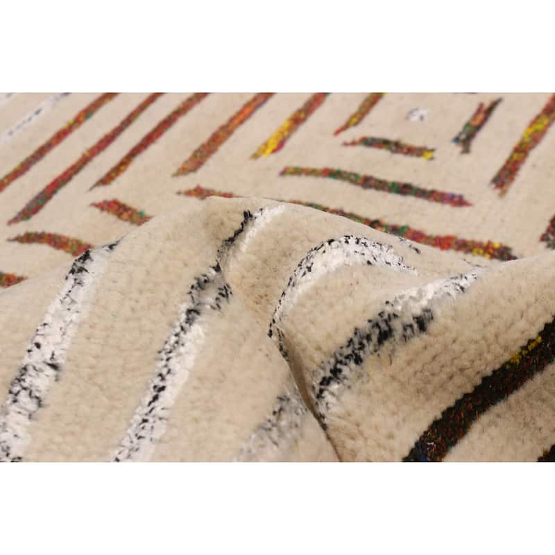 ECARPETGALLERY Hand-knotted Silk Shadow Cream Viscose, Wool Rug - 4' 9" x 7' 3"