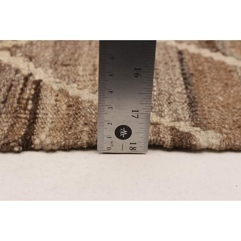 Sivas Brown Kilim 5'4" x 6'5" - 5'4 x 6'5