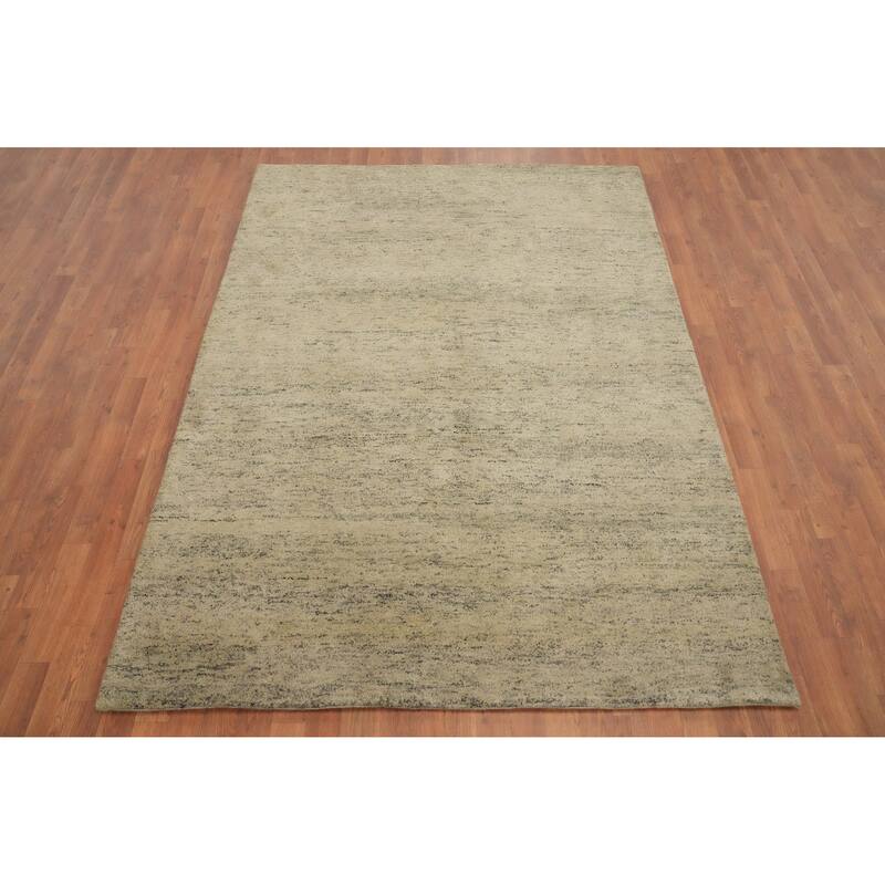 Hand Knotted Oriental 100% Wool Carpet Modern Modern Beige & Ivories Gabbeh Area Rug - 7' 11'' X 5' 8''
