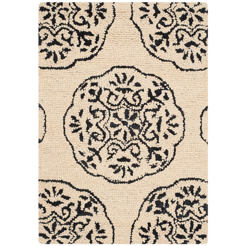 SAFAVIEH Handmade Bella Abygaelle Modern Floral Wool Rug - 2' x 3' - Ivory/Charcoal
