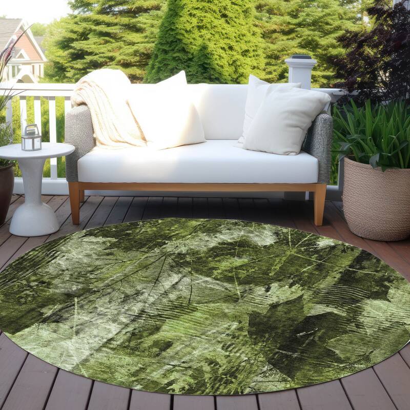 Paz Garden-Inspired Weather Resistant Timeless Fusion Outdoor Rug