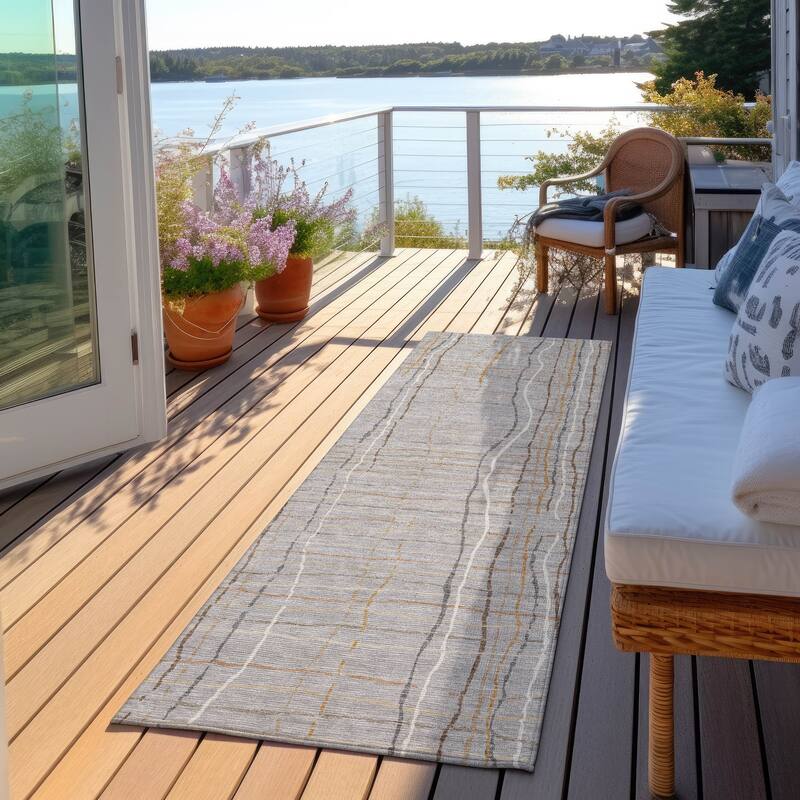 Machine Washable Indoor/ Outdoor Modern Century Chantille Rug