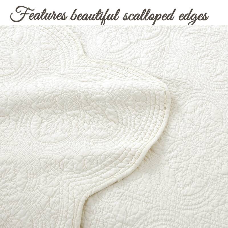 Blantyre Scalloped Edge White Cotton 3-piece Oversized Quilt Bedding Set