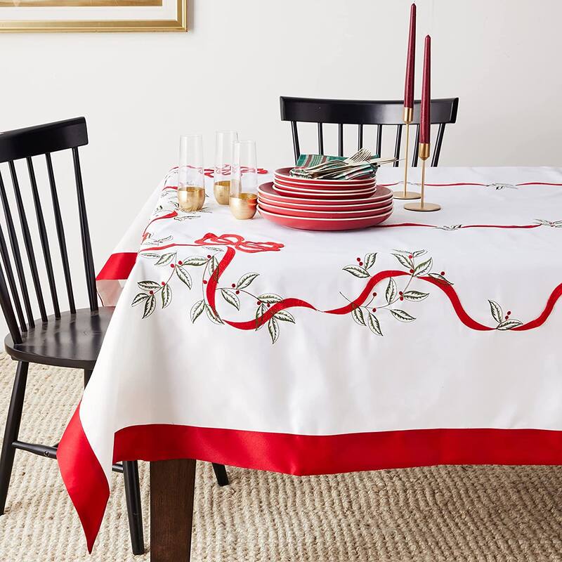 Violet Linen Christmas Holly Leaves Poinsettia Ribbon Bows Pattern