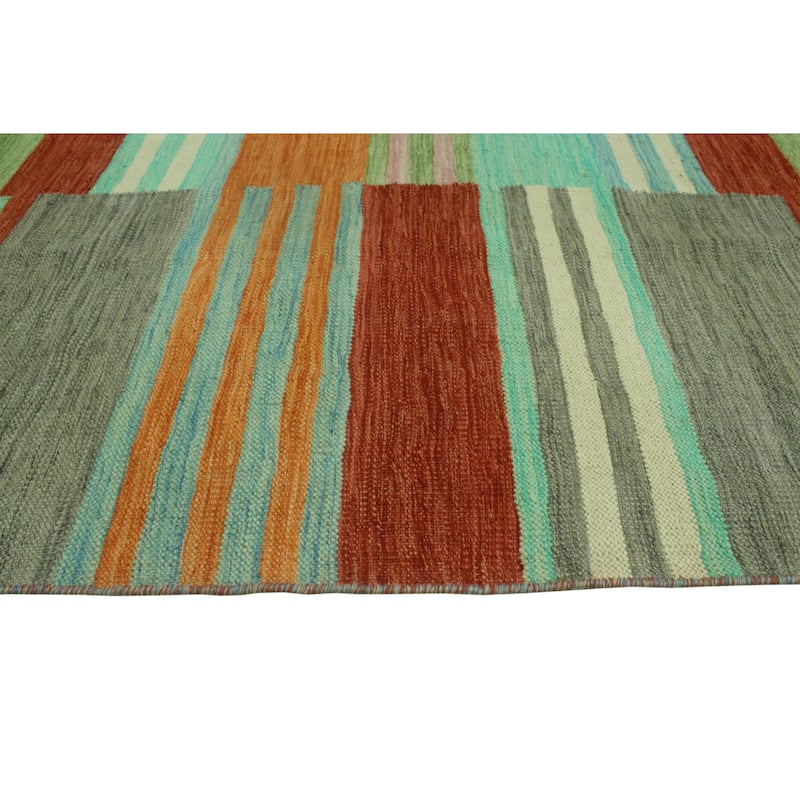 Hand-Woven Winchester Kilim Austin Grey/Rust Rug - 5'4" x 7'9"