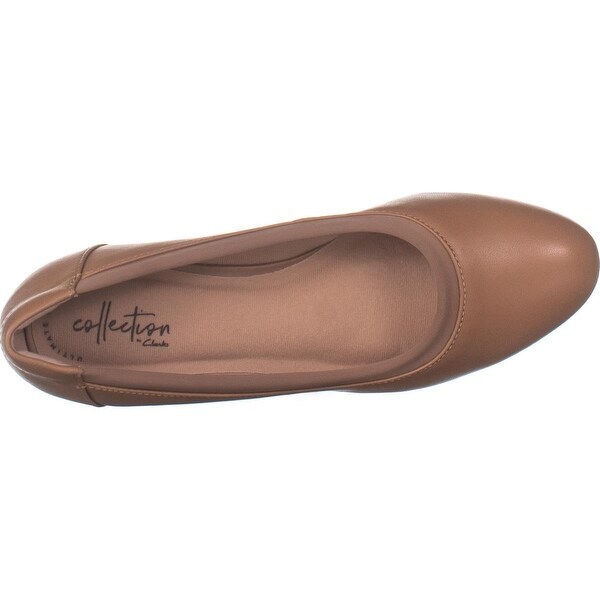 clarks mallory wedge pump