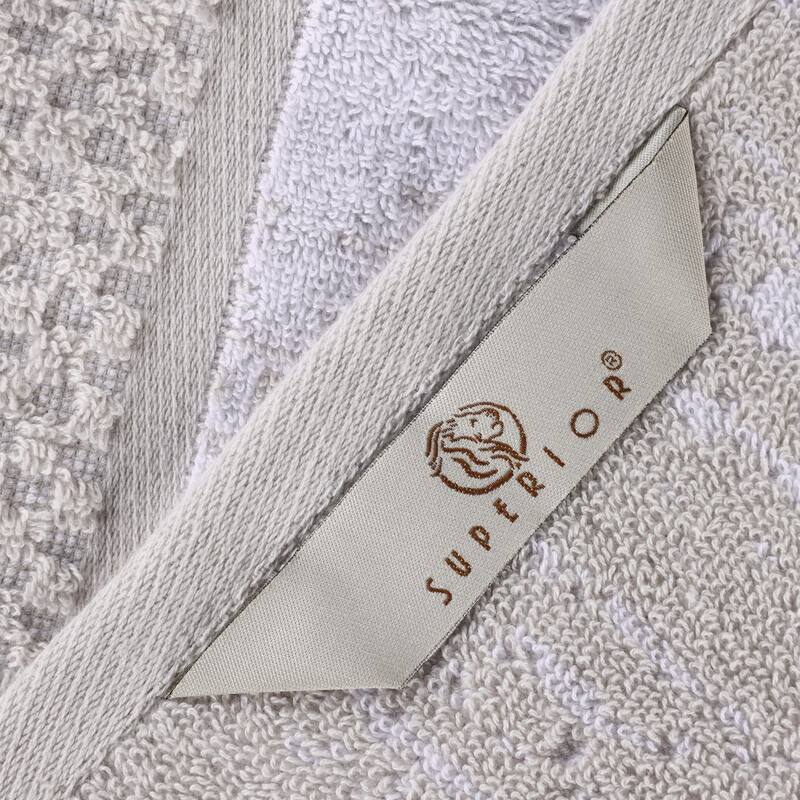 Superior Lodie Cotton Jacquard Solid and Two-Toned 6 Piece Towel Set