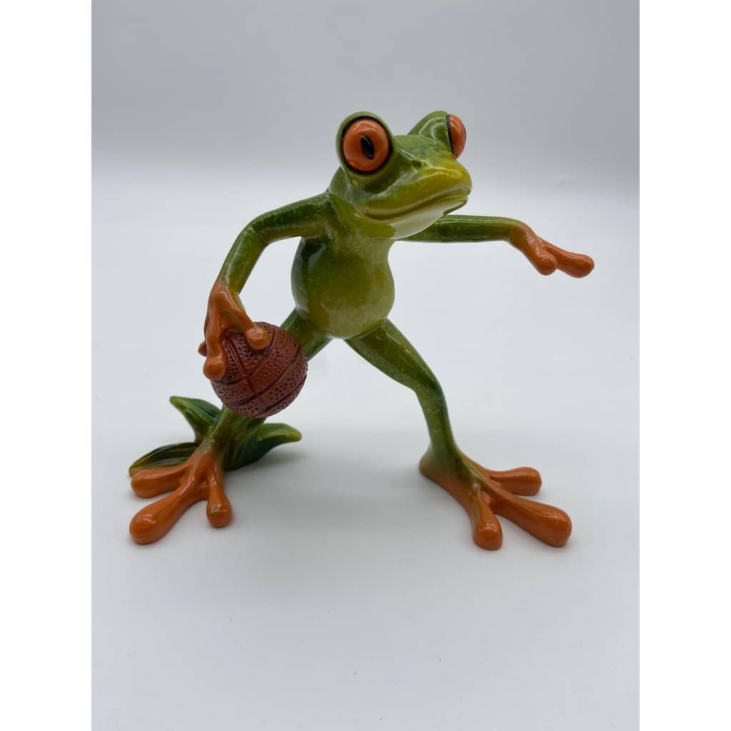 Glazed Red Eyed Tree Frog with Basket Ball