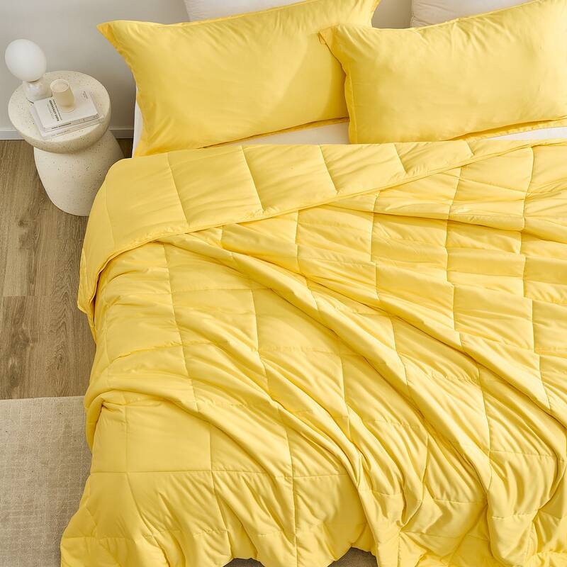 Menopleasing - Coma Inducer® Oversized Cooling Comforter Set.