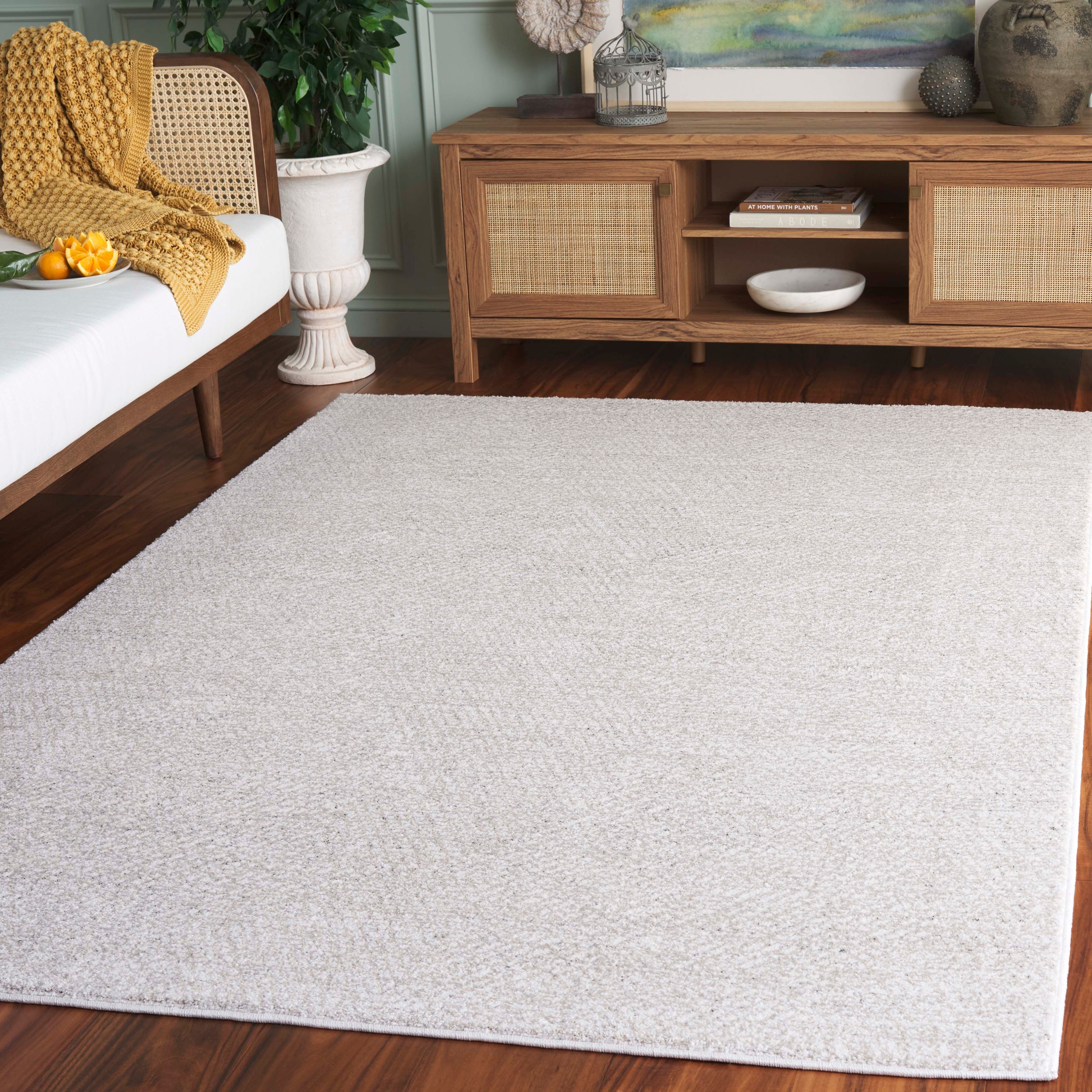 SAFAVIEH Northport Leokadia Rug