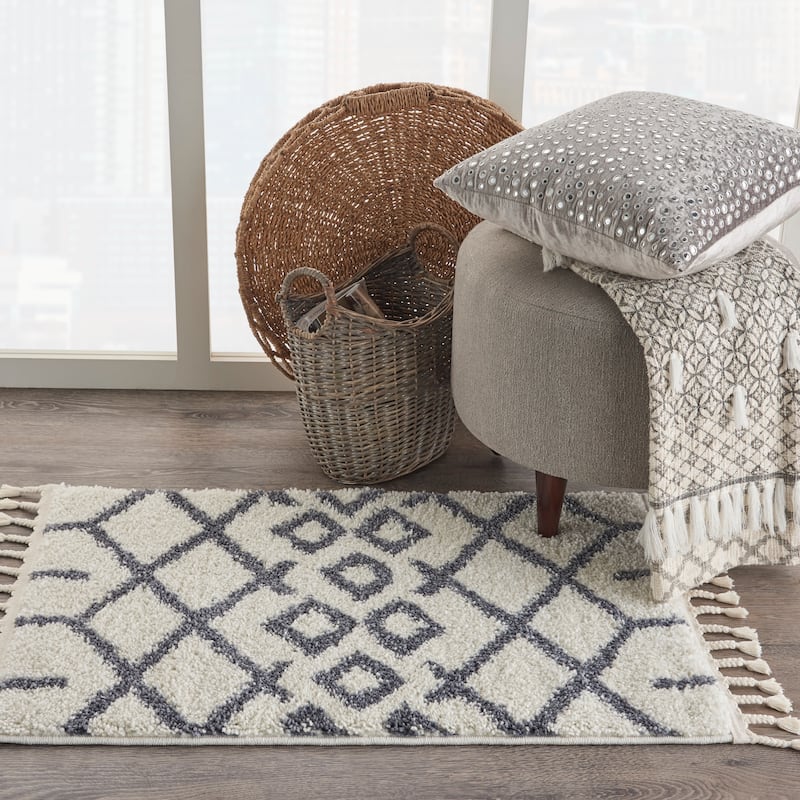 Nourison Moroccan Shag Geometric Area Rug - 2'2" x 4' - White - Runner/Rectangle