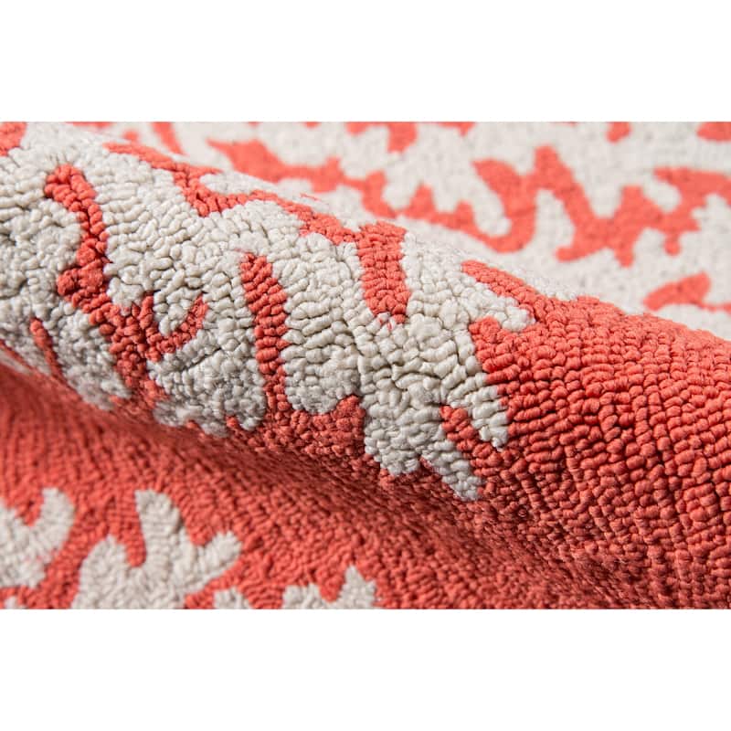 Momeni Veranda Hand Hooked Contemporary Damask Indoor Outdoor Rug