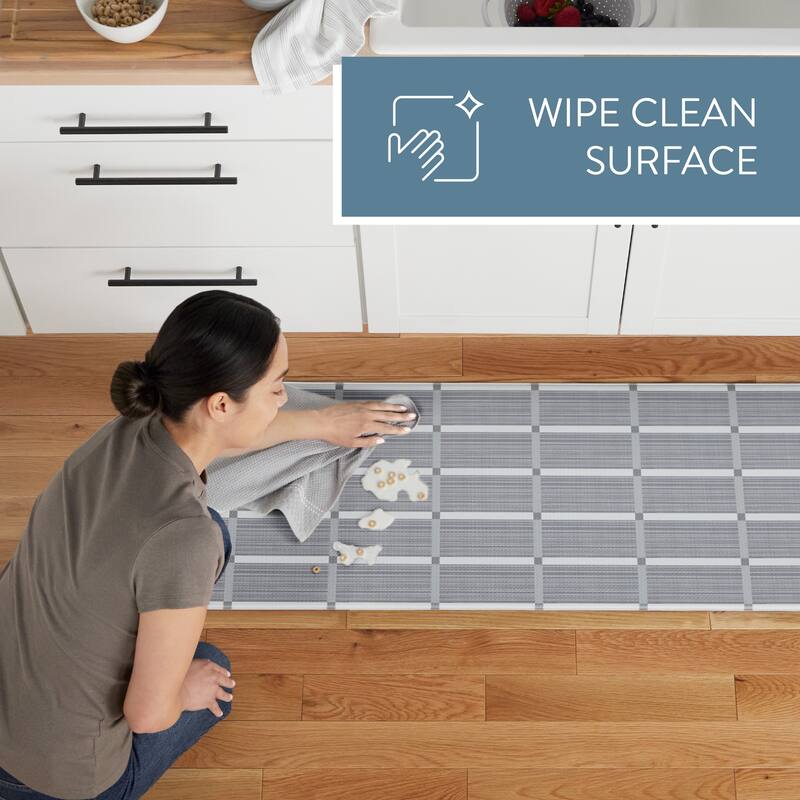 TOWN & COUNTRY BASICS Windowpane Plaid Anti Fatigue Kitchen Mat Non-Slip Backing