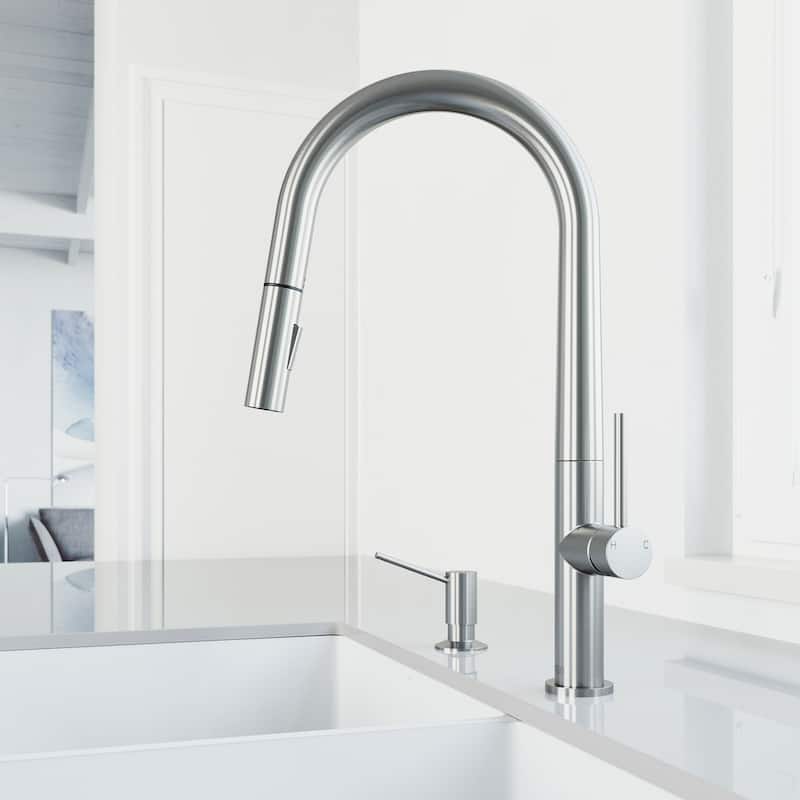 VIGO Greenwich 18" H Single Handle Pull-Down Sprayer Kitchen Faucet