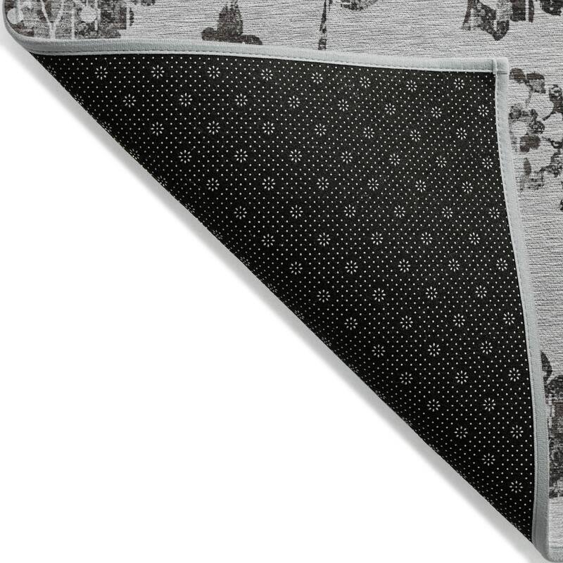 HomeRoots Floral Transitional Rectangle Outdoor Rug
