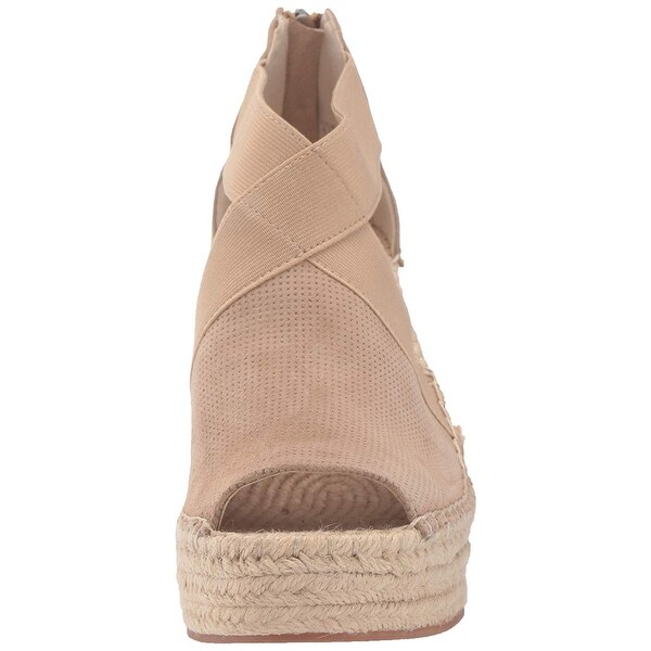 Kenneth cole store olivia stretch wedge