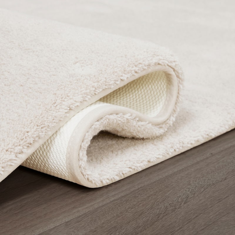Madison Park Signature Marshmallow Bath Rug