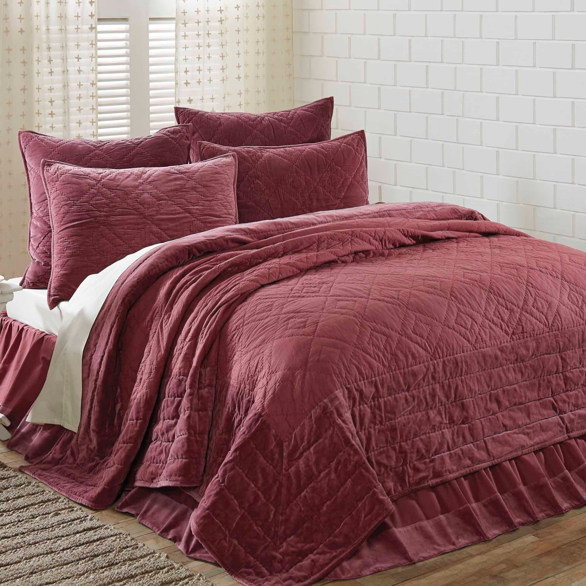 Eleanor Quilt Overstock 15635162