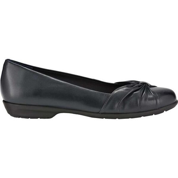 navy flat dress shoes