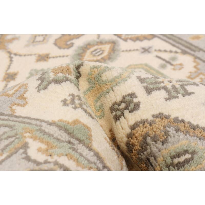 ECARPETGALLERY Hand-knotted Royal Oushak Cream Wool Rug - 2'5 x 7'8