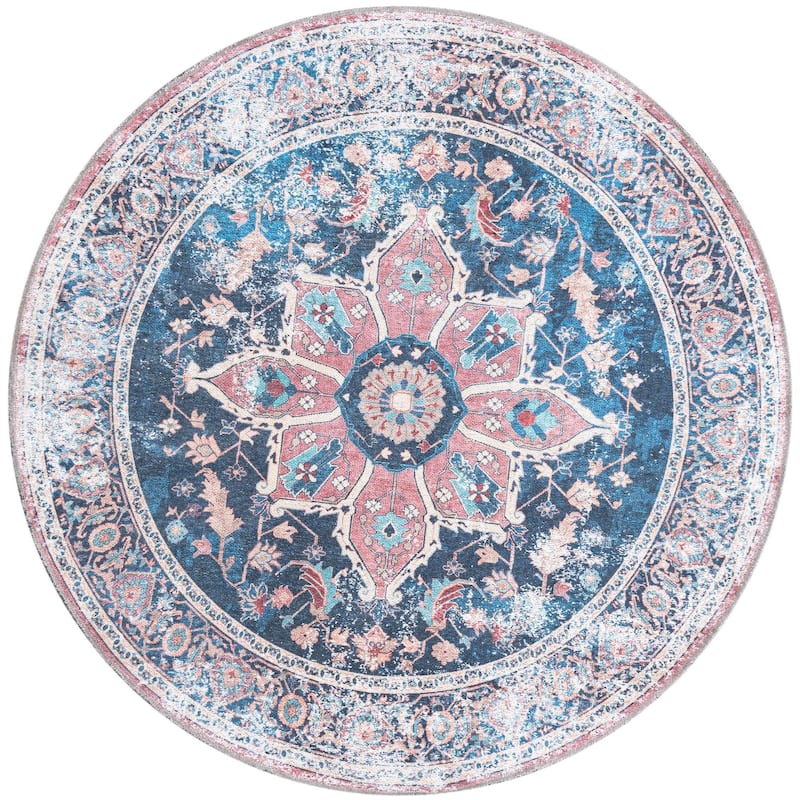 Traditional Tira Collection Area Rug