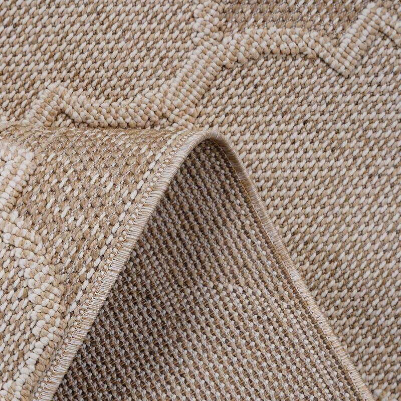 LOOM & LUXE Collection Cream/Trellis Indoor/Outdoor Area Rug