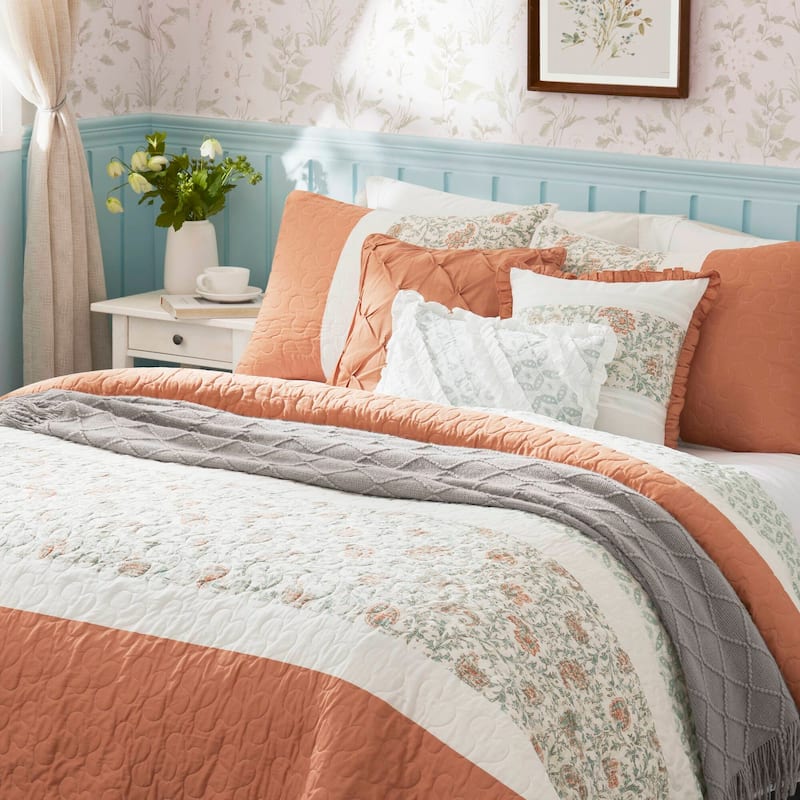GDF Studio - Cotton Percale Reversible Quilt Set with Decorative Pillows