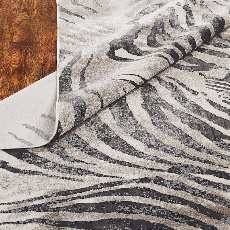 N Natori Serengeti Zebra Print Area Rug