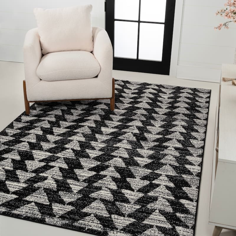 JONATHAN Y Khalil Moroccan Triangle Geometric Area Rug