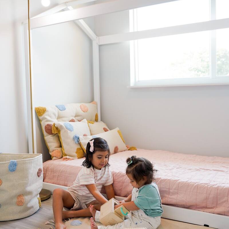 Max and Lily Twin Size House Bed
