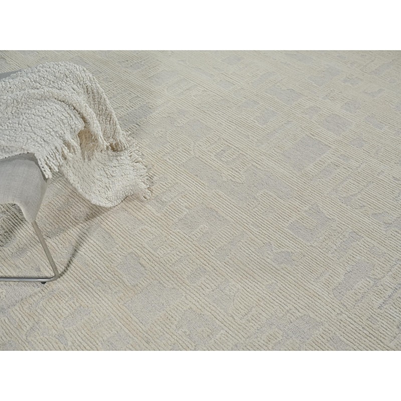 Exquisite Rugs Aspen Handmade Hand-tufted New Zealand Wool on Canvas Silver/Ivory Area Rug