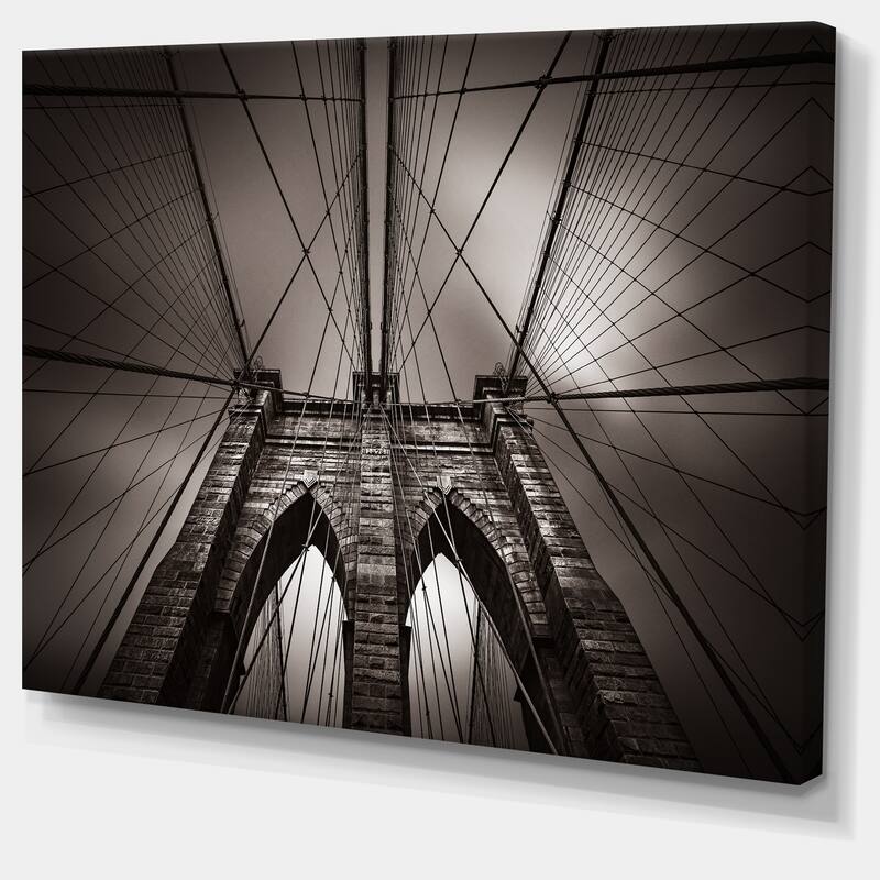 Designart "Brooklyn Bridge in NYC USA" Extra Large Cityscape Wall Art on Canvas