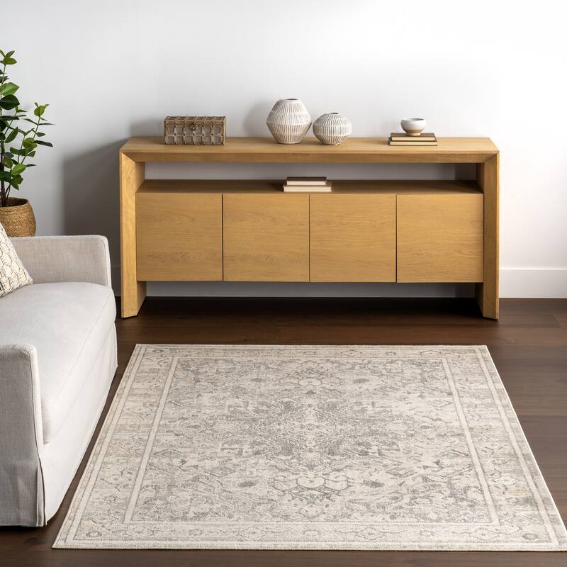 Nuloom Gem Traditional DIstressed Area Rug