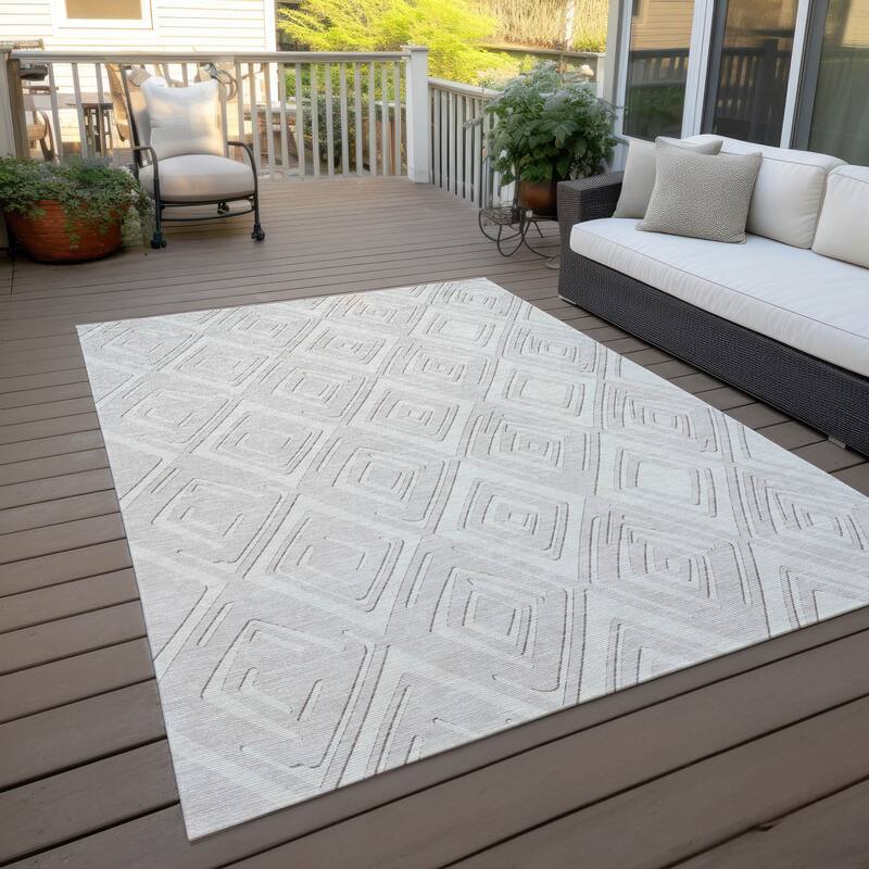 Machine Washable Indoor/ Outdoor Chantille Contemporary Diamonds Rug - Ivory - 3' x 5'