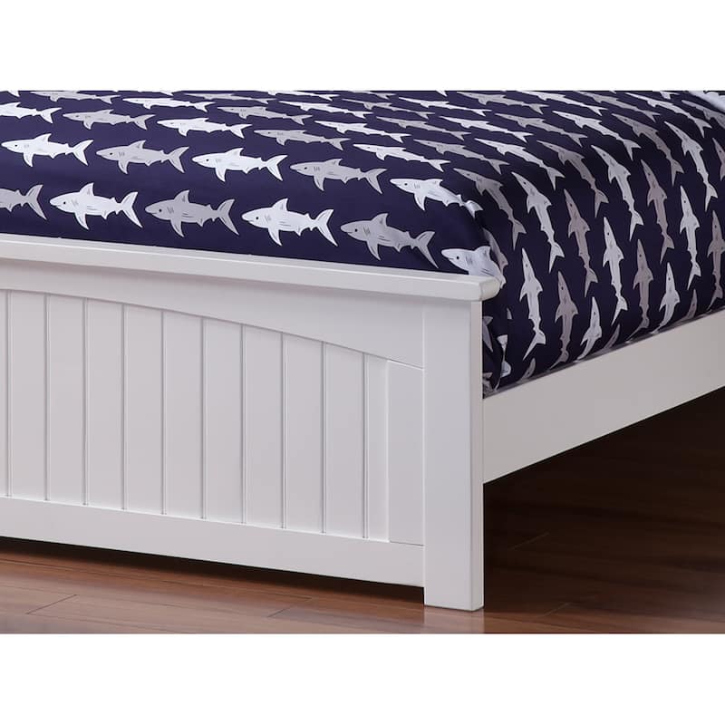 Nantucket Full Platform Bed with Matching Footboard in White