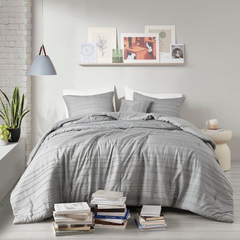 3 PCS Twin/Twin XL Cationic Dyed Clip Jacquard Comforter Set with Throw Pillow Gray - Gray