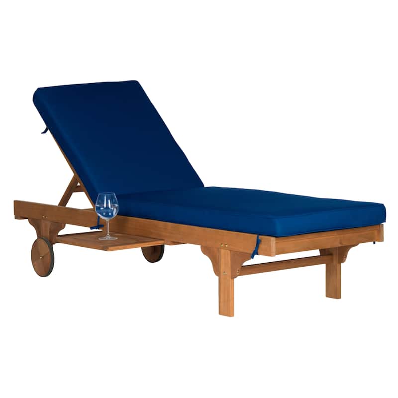 SAFAVIEH Outdoor Aubrie Adjustable Chaise Lounge Chair with Wheel.