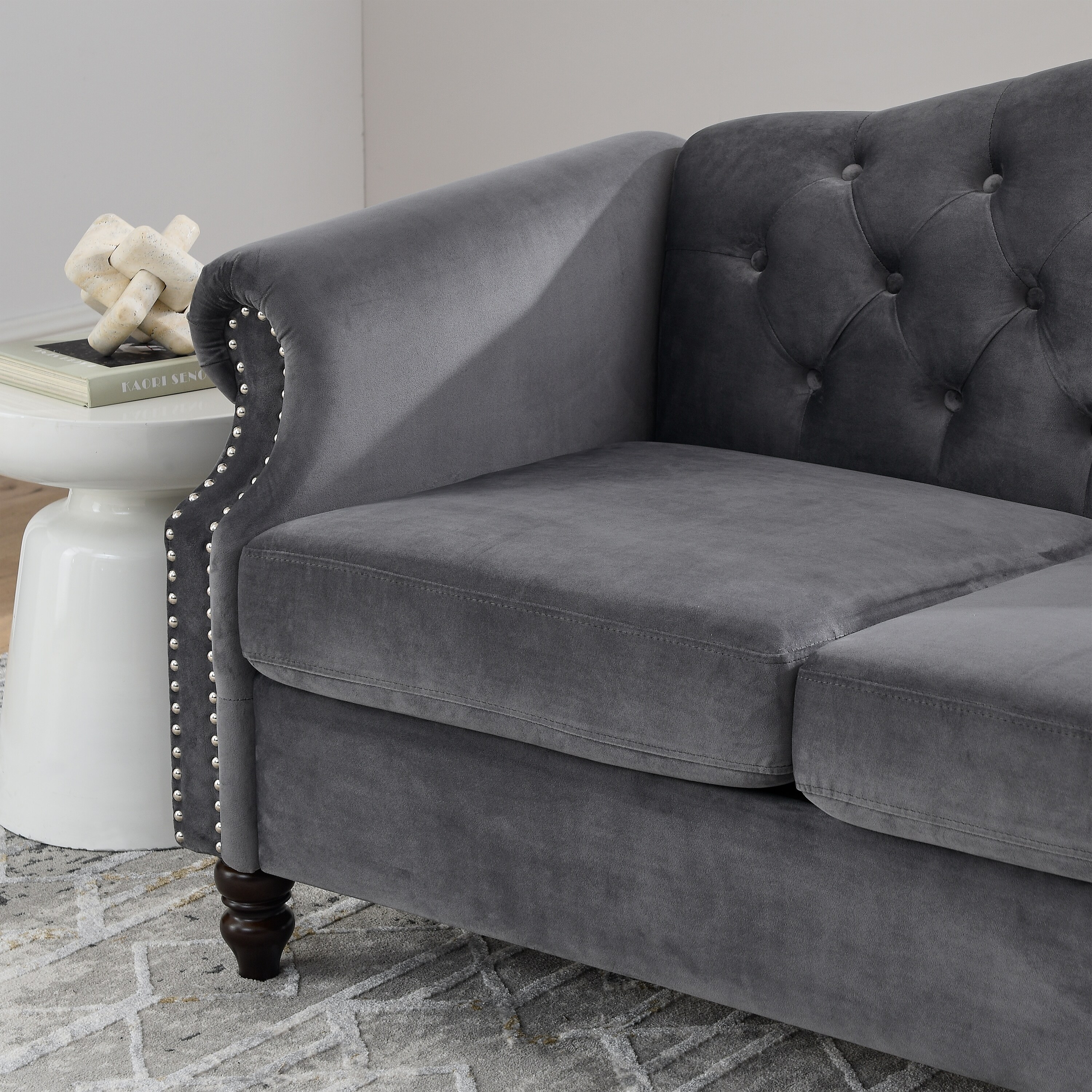 Low back hotsell chesterfield chair