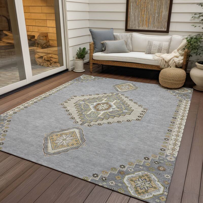 Machine Washable Indoor/ Outdoor Boho Traditional Chantille Rug - Gray - 10' x 14'